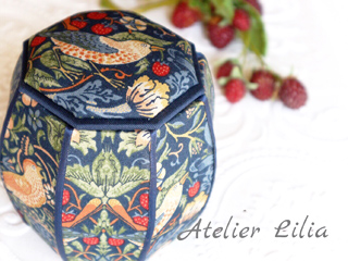 カルトナージュ教室Atelier Lilia